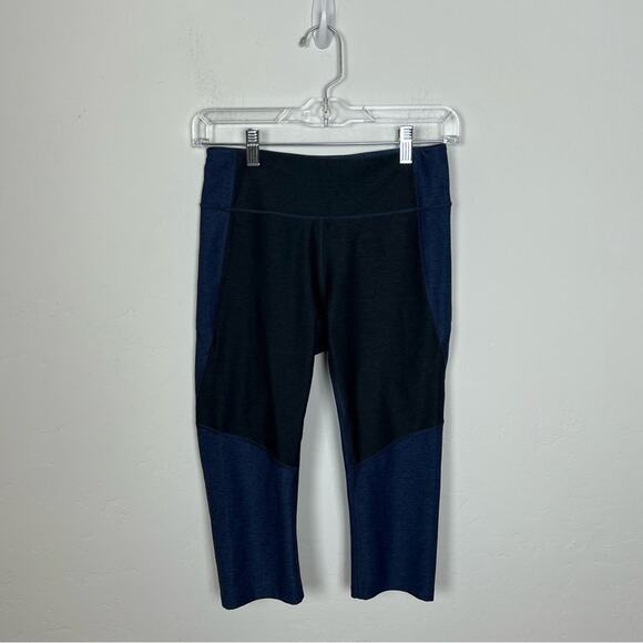 Outdoor Voices Blue Black Color Block Capri Leggings - Picture 1 of 8